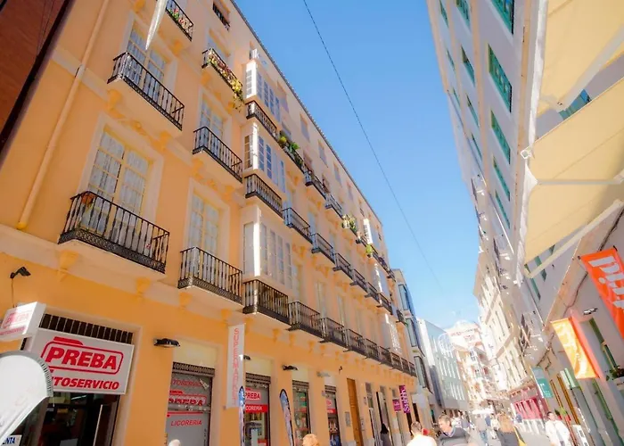 Centro De Malaga Fernan Gonzalez